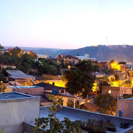 Alex'S Cosy Guesthouse Tbilisi Exteriör bild