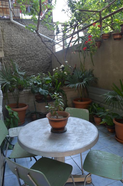 Alex'S Cosy Guesthouse Tbilisi Rum bild