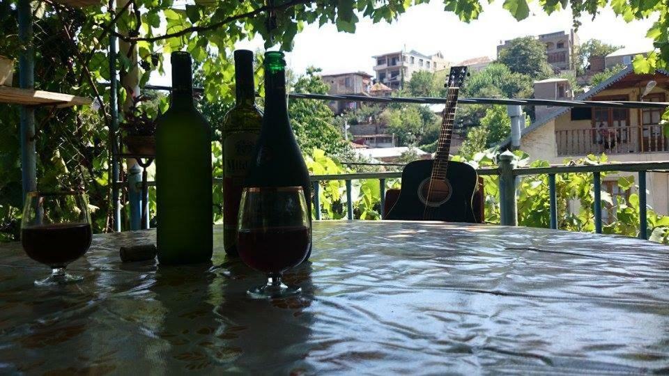 Alex'S Cosy Guesthouse Tbilisi Exteriör bild